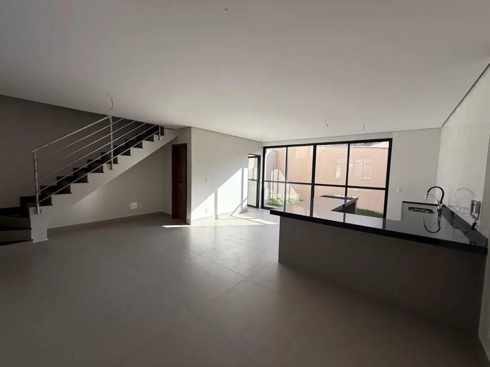 Casa, 3 quartos, 160 m² - Foto 1