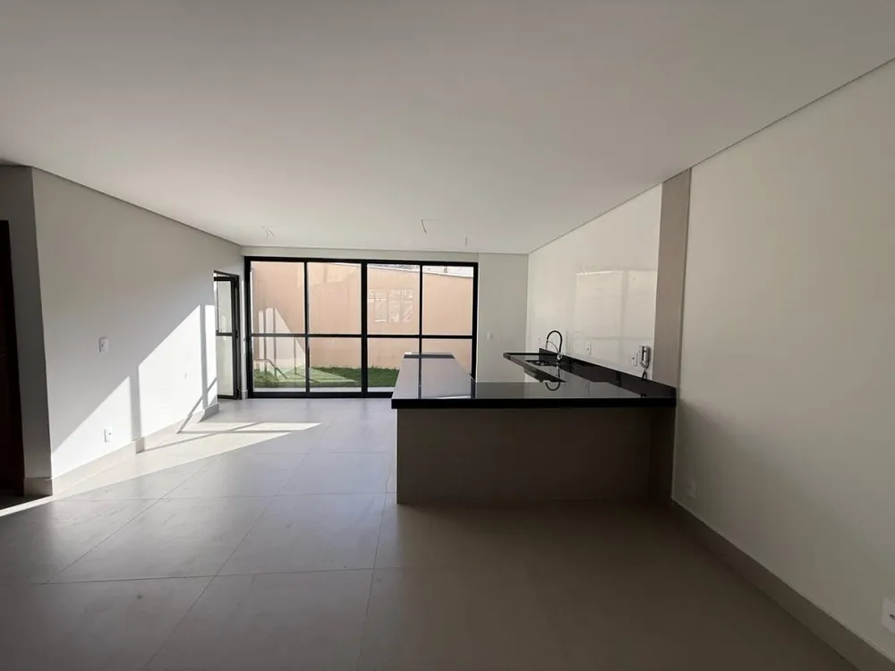 Casa, 3 quartos, 160 m² - Foto 3