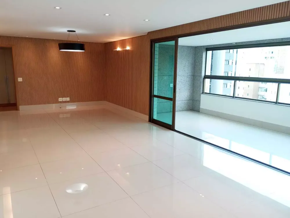 Apartamento, 4 quartos, 220 m² - Foto 1