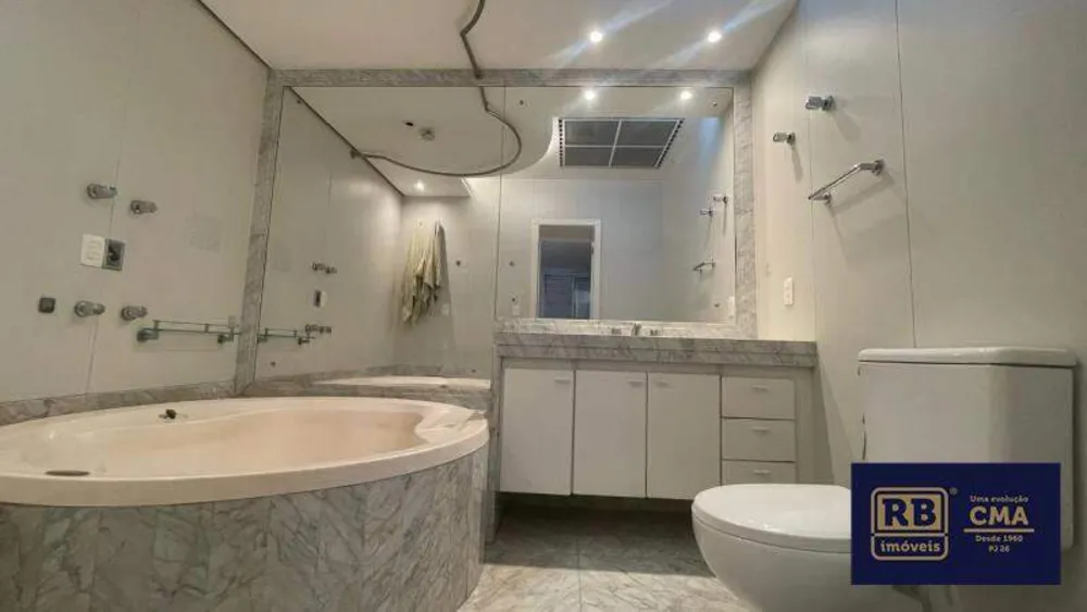 Cobertura, 3 quartos, 213 m² - Foto 8