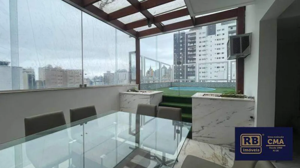 Cobertura, 3 quartos, 213 m² - Foto 4