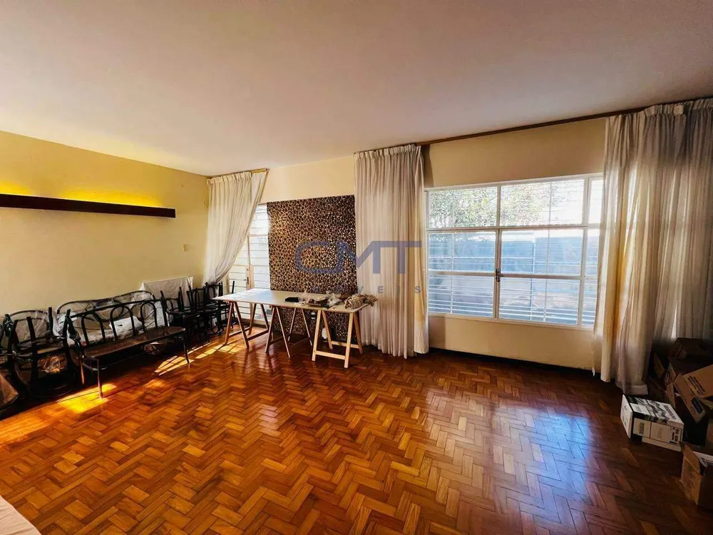 Casa, 4 quartos, 255 m² - Foto 1