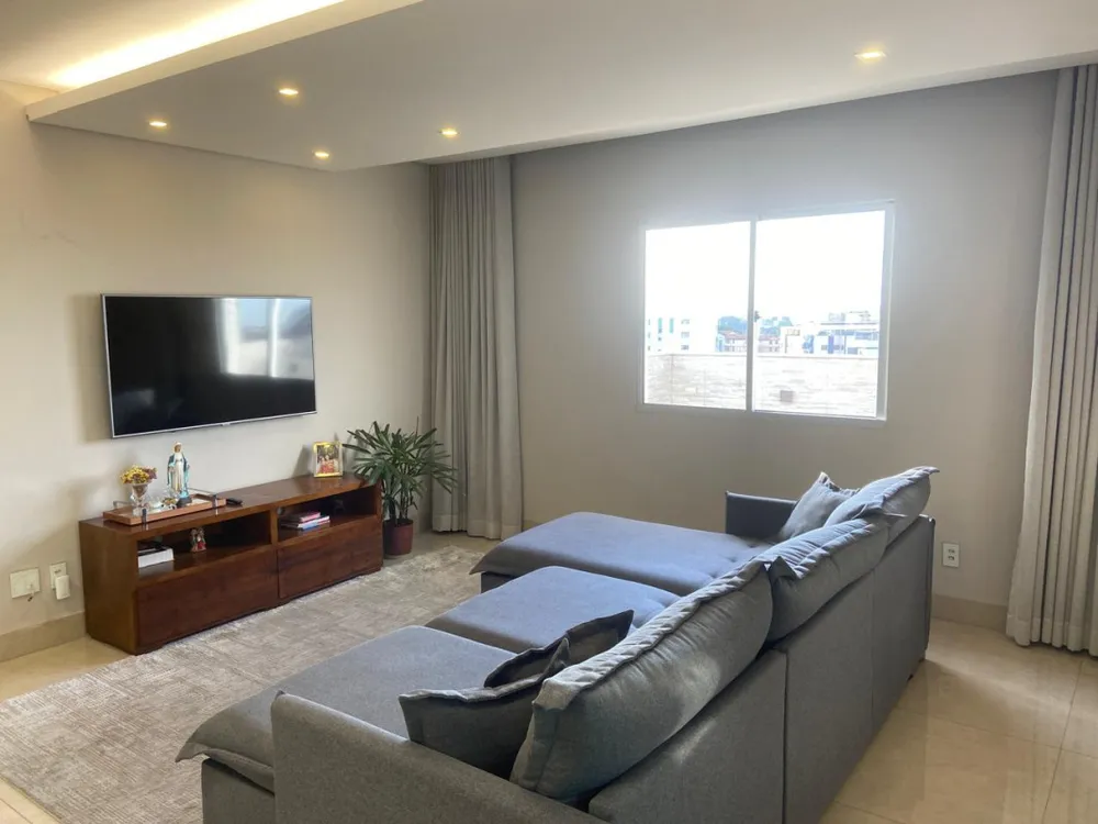 Cobertura, 3 quartos, 183 m² - Foto 2