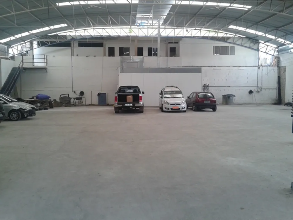 Depósito-Galpão, 1000 m² - Foto 1