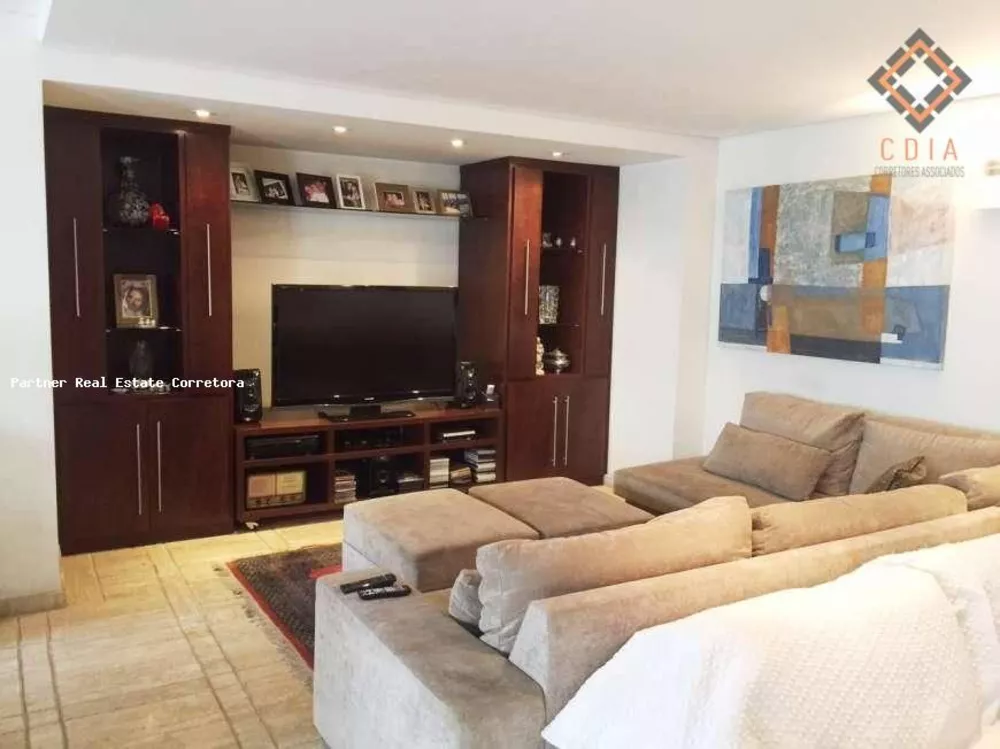 Casa à venda com 6 quartos, 600m² - Foto 19