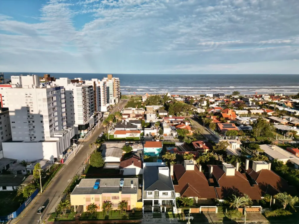 Casa, 5 quartos, 469 m² - Foto 1