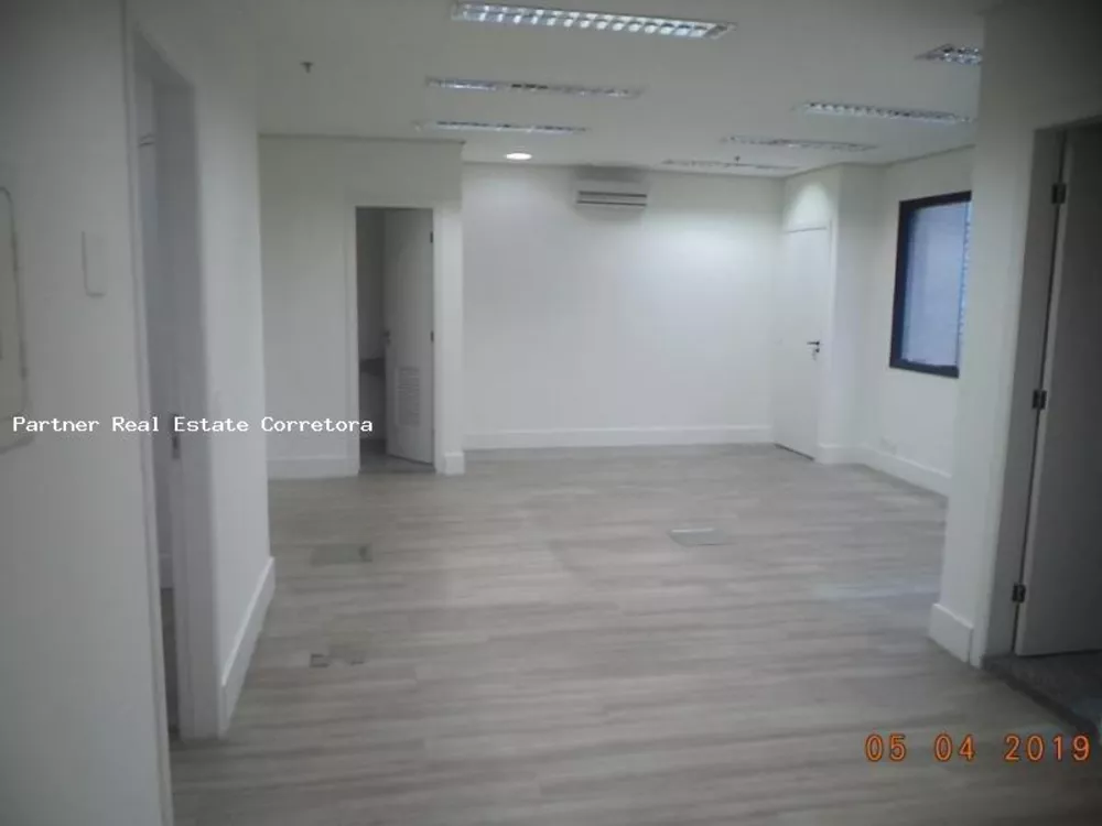 Conjunto Comercial-Sala à venda com 1 quarto, 37m² - Foto 1