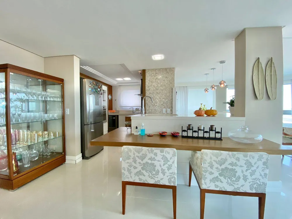 Apartamento, 4 quartos, 266 m² - Foto 13