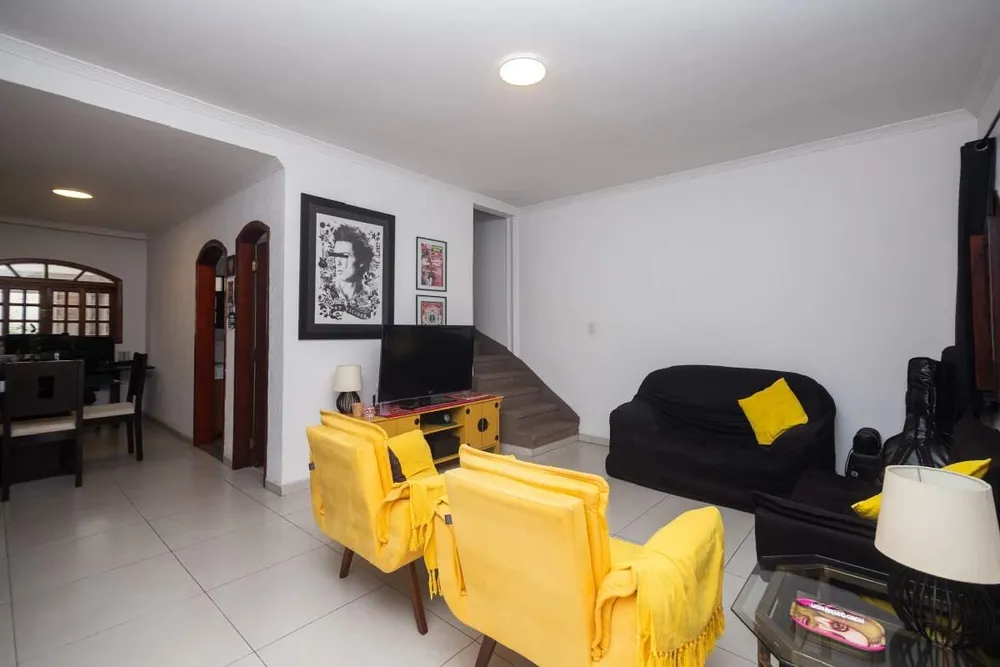 Casa, 3 quartos, 169 m² - Foto 1