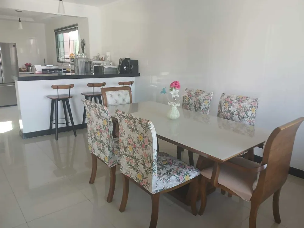 Casa, 3 quartos, 360 m² - Foto 1