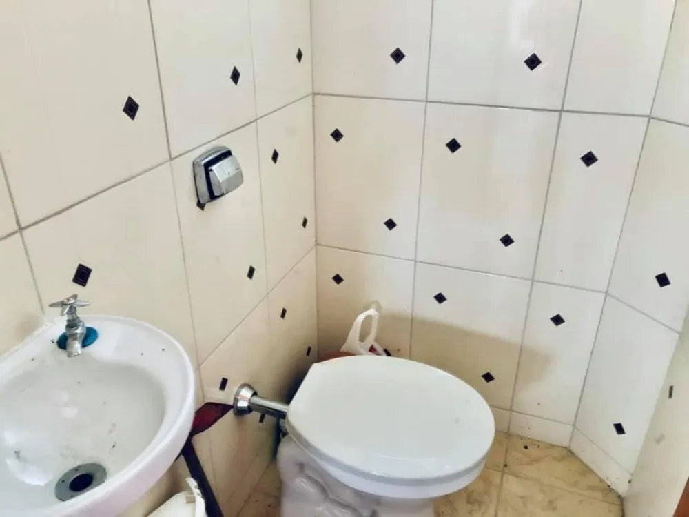 Casa, 4 quartos, 240 m² - Foto 3