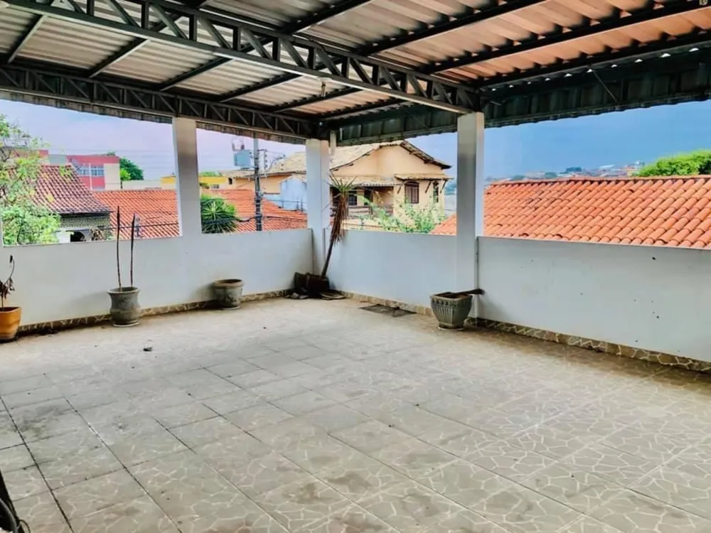 Casa, 4 quartos, 240 m² - Foto 4