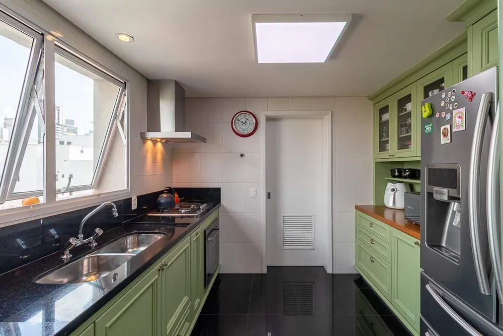 Apartamento, 4 quartos, 210 m² - Foto 9