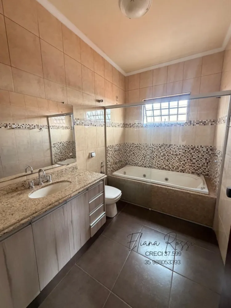 Casa, 4 quartos, 240 m² - Foto 13