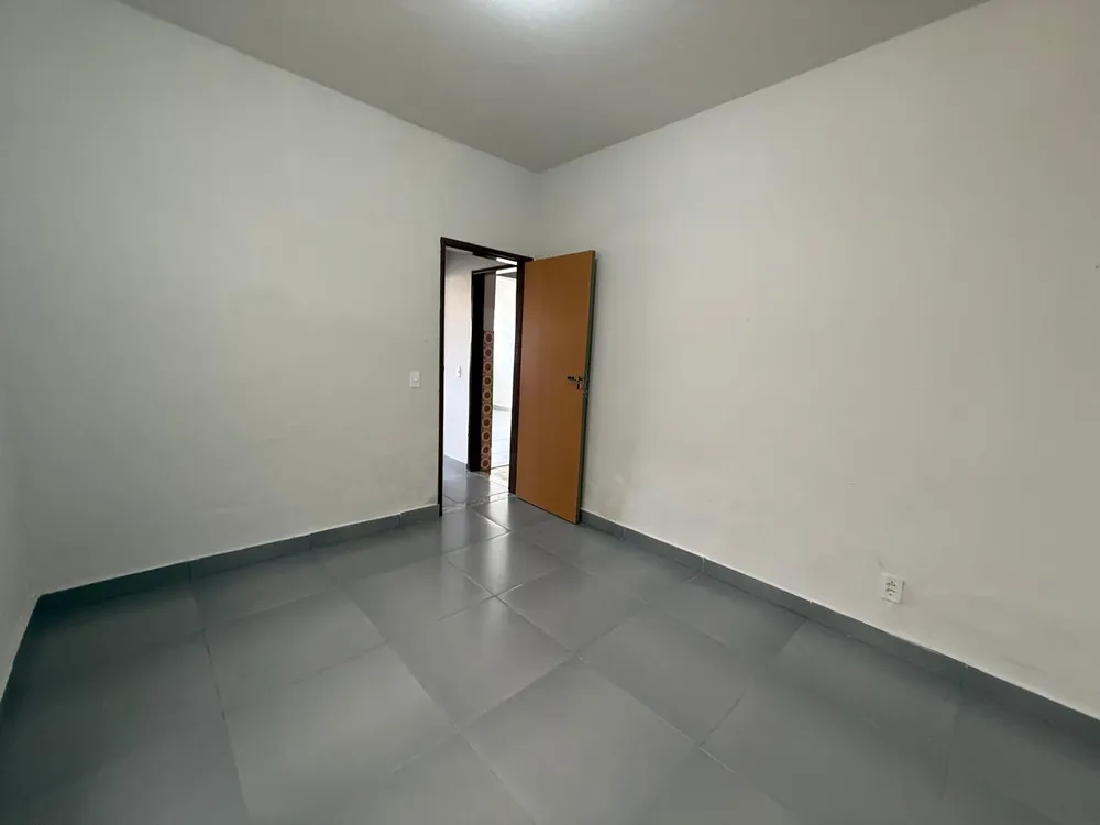 Casa, 2 quartos, 70 m² - Foto 2