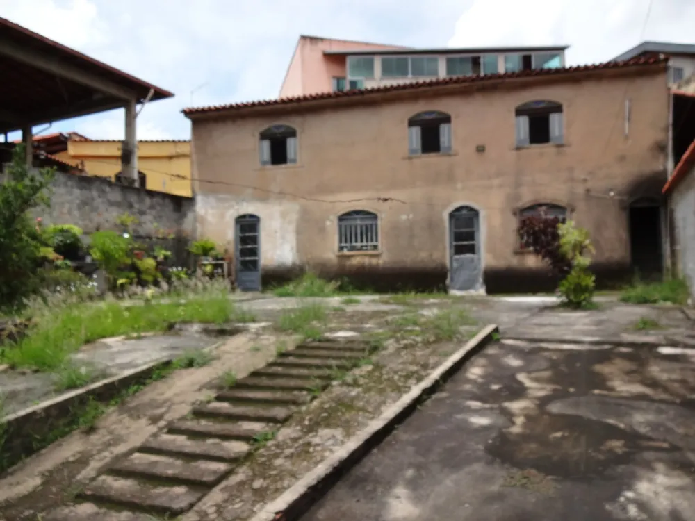 Casa, 5 quartos, 218 m² - Foto 2
