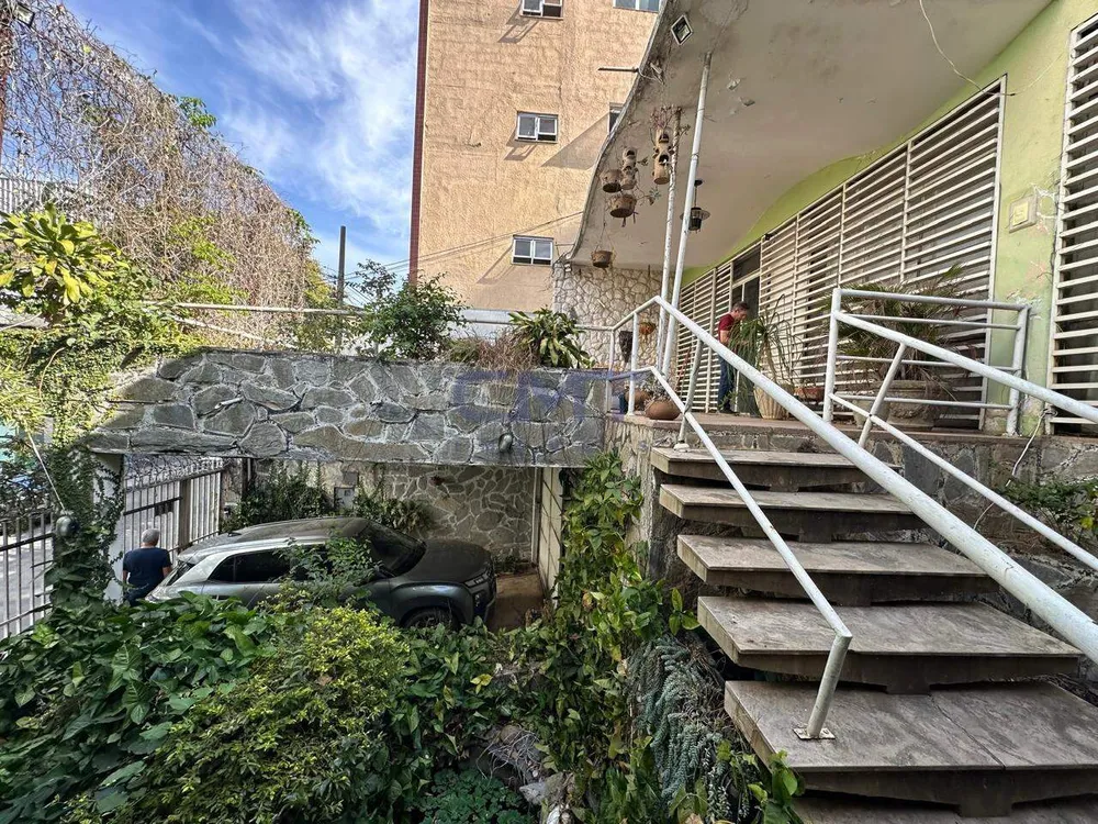 Casa, 4 quartos, 330 m² - Foto 3