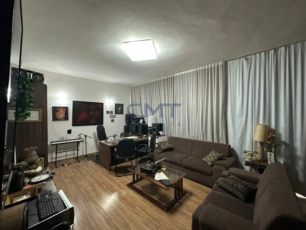 Casa, 4 quartos, 330 m² - Foto 11