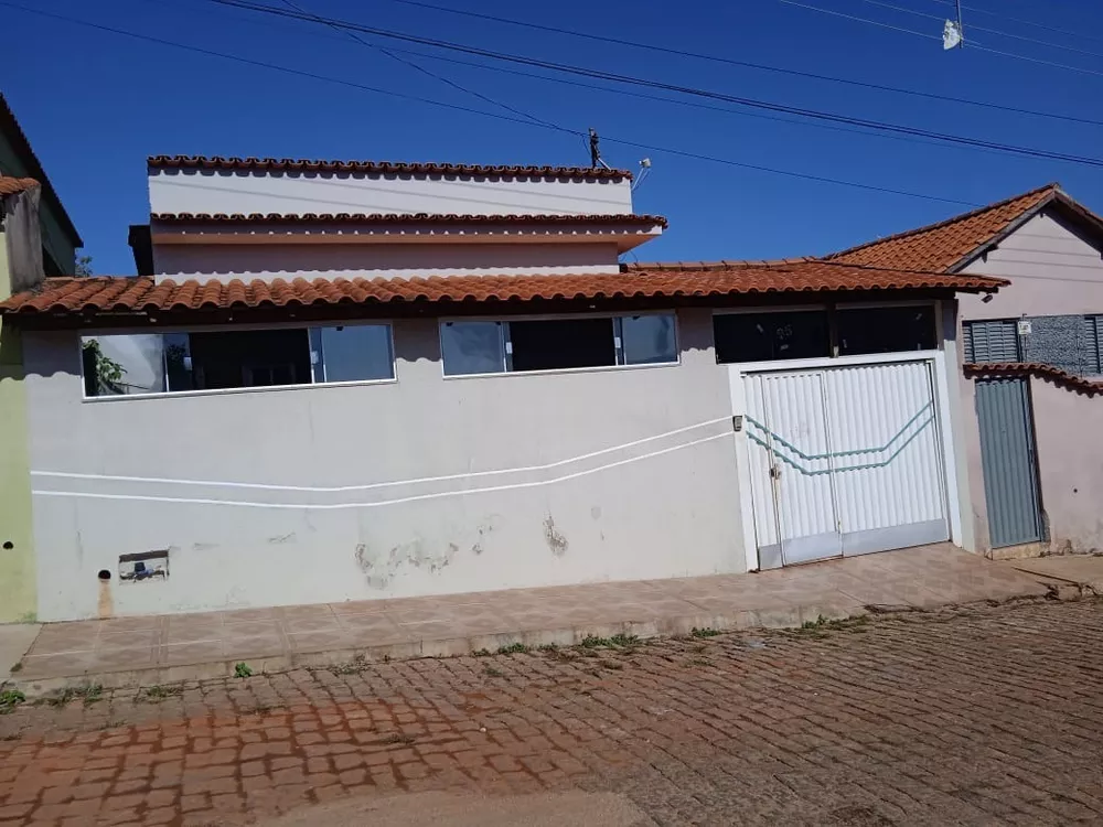 Casa à venda com 3 quartos, 56m² - Foto 2