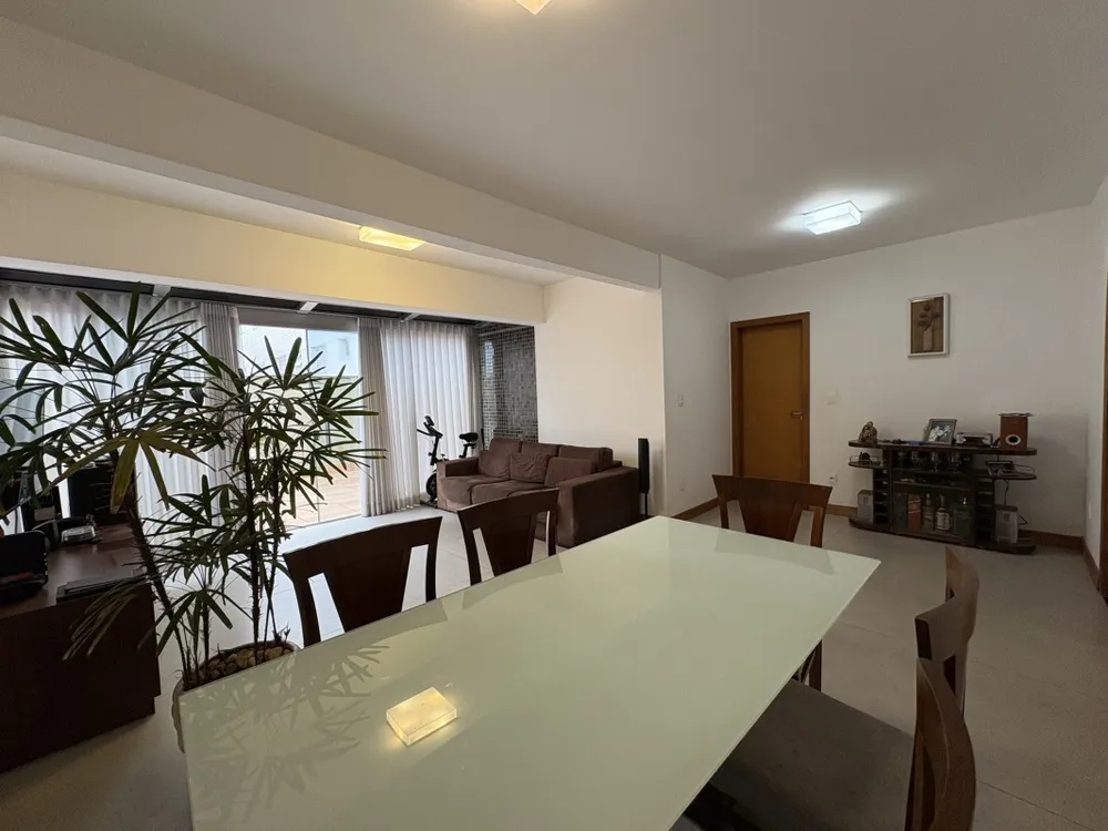 Apartamento, 3 quartos, 260 m² - Foto 12