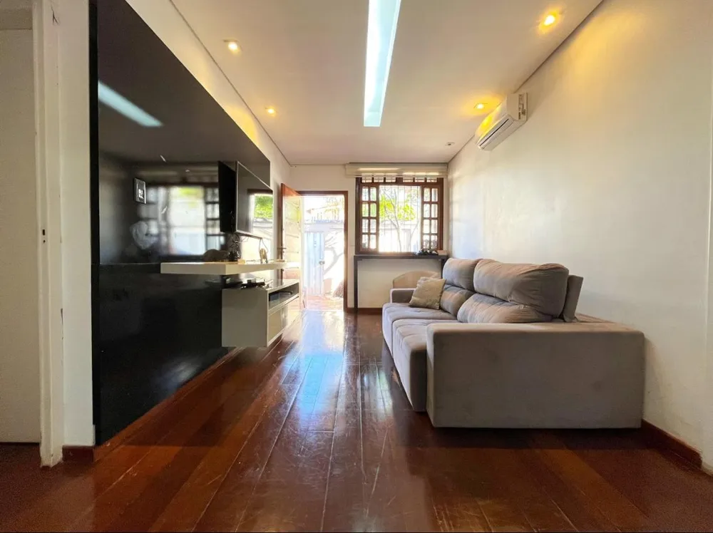 Casa, 3 quartos, 180 m² - Foto 1