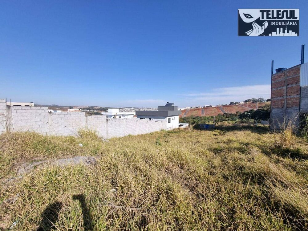 Terreno à venda, 271m² - Foto 1