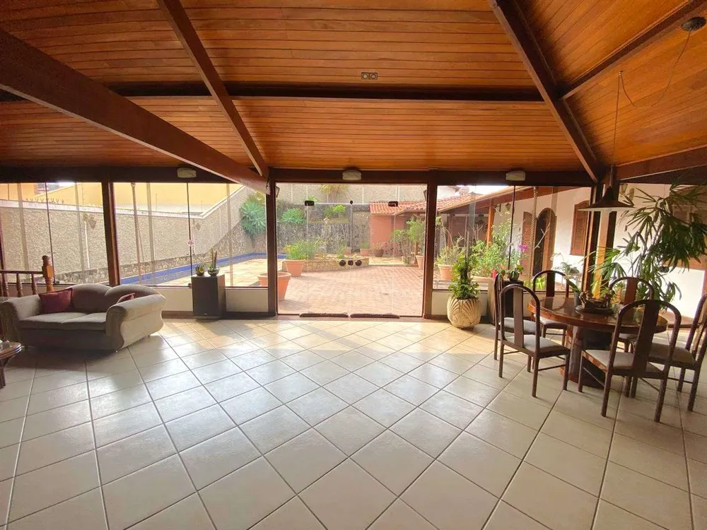 Casa, 5 quartos, 650 m² - Foto 1