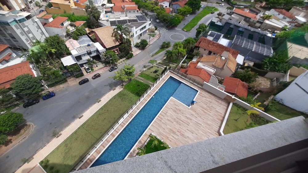 Apartamento à venda com 4 quartos, 186m² - Foto 4