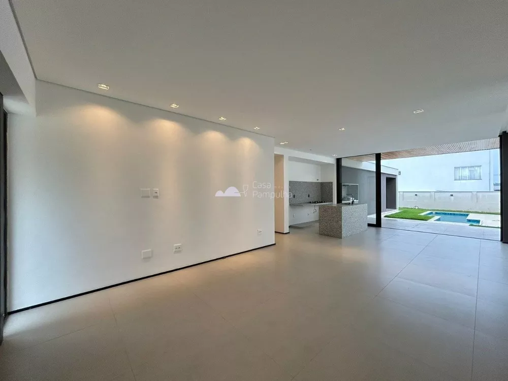 Casa à venda com 3 quartos, 405m² - Foto 2