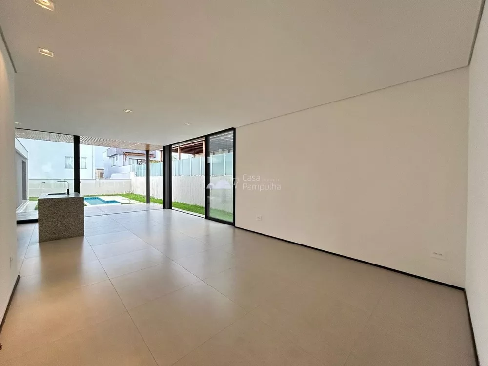 Casa à venda com 3 quartos, 405m² - Foto 4