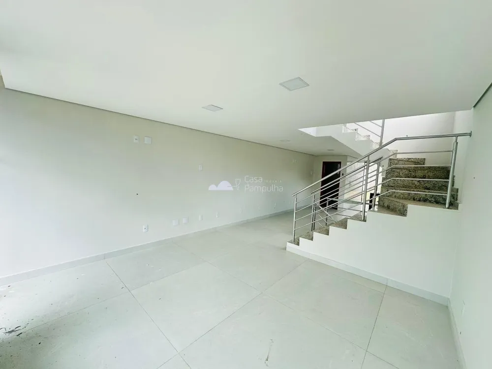 Casa, 3 quartos, 236 m² - Foto 2