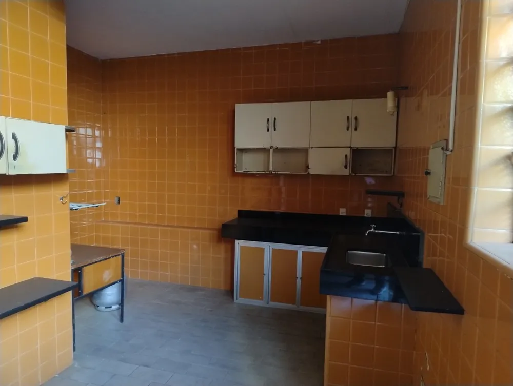 Casa, 5 quartos, 215 m² - Foto 6