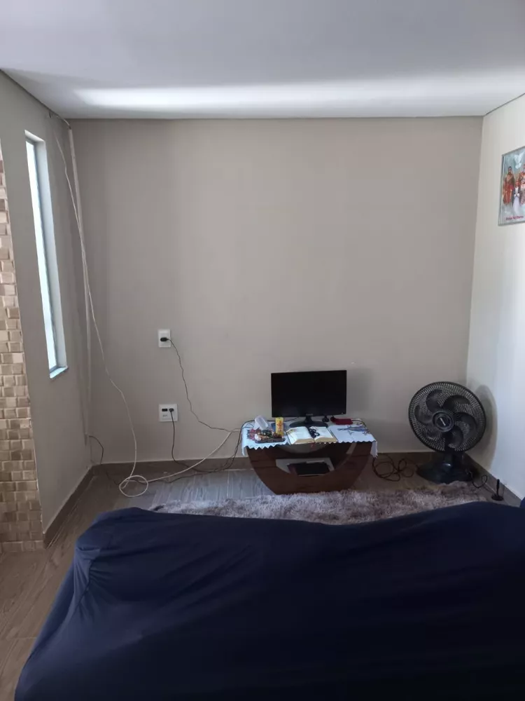 Casa à venda com 3 quartos, 150m² - Foto 4