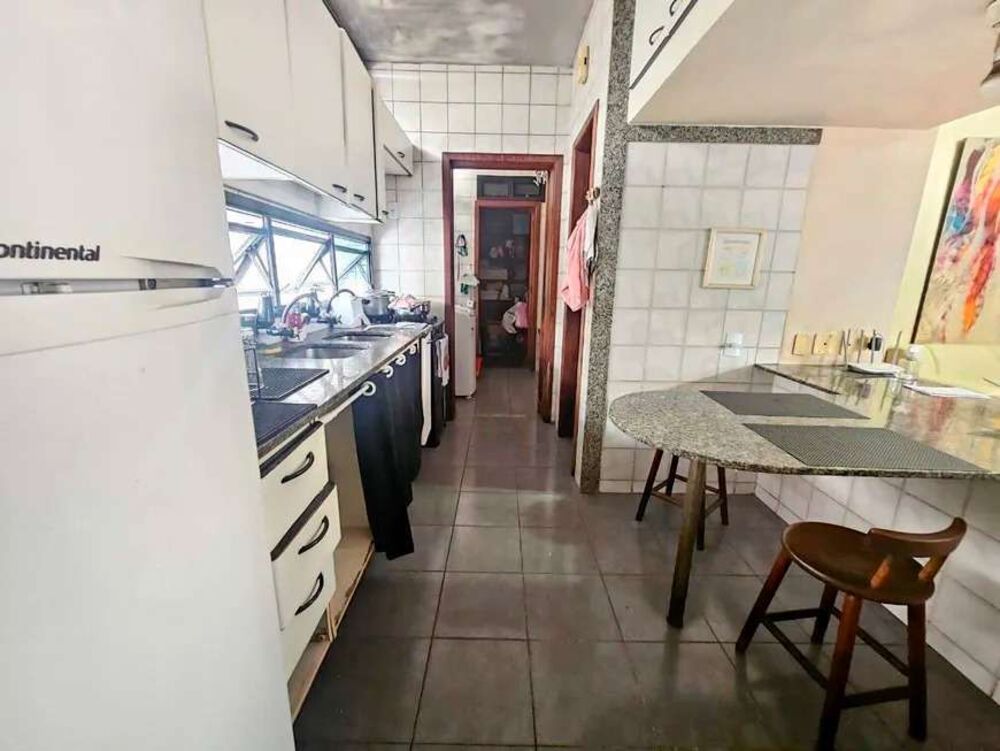 Apartamento à venda com 4 quartos, 130m² - Foto 14