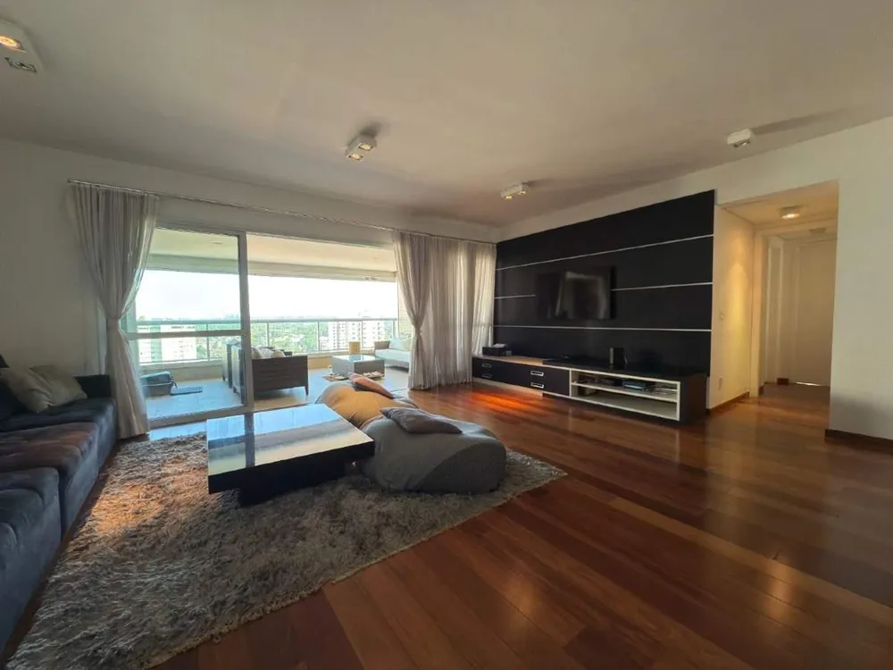 Apartamento, 3 quartos, 273 m² - Foto 1