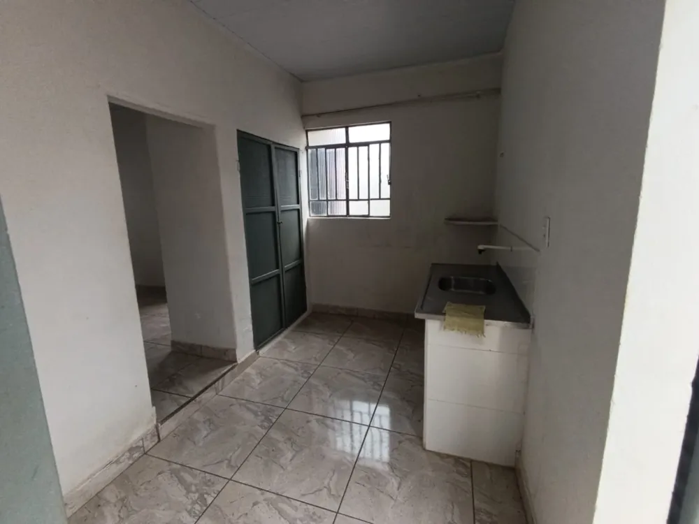 Casa, 2 quartos, 200 m² - Foto 6