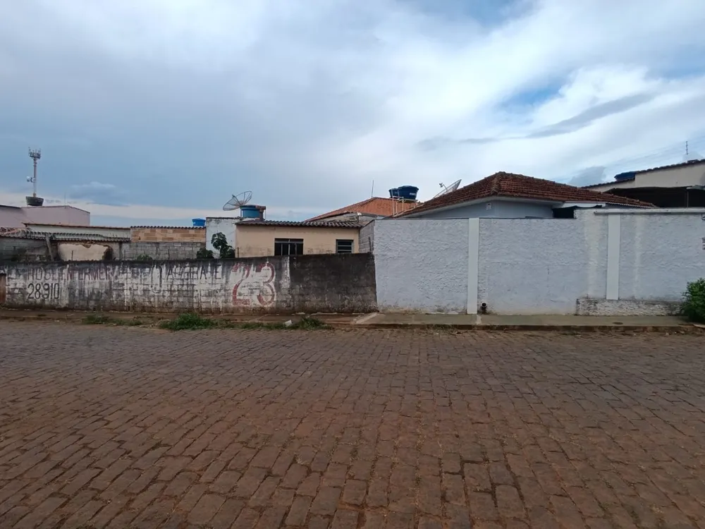 Casa, 2 quartos, 200 m² - Foto 2