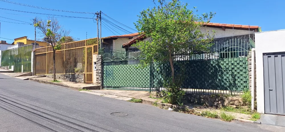 Casa à venda com 3 quartos, 185m² - Foto 25