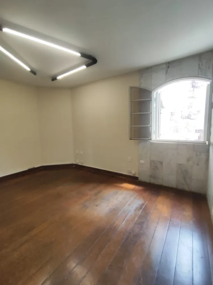 Casa, 6 quartos, 320 m² - Foto 11