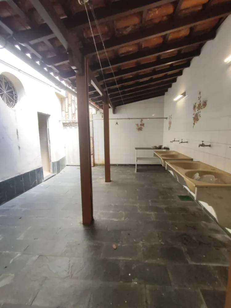 Casa, 6 quartos, 320 m² - Foto 11