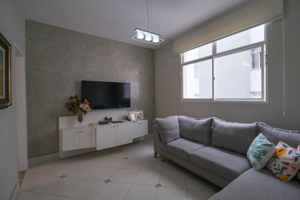 Apartamento à venda com 3 quartos, 90m² - Foto 1