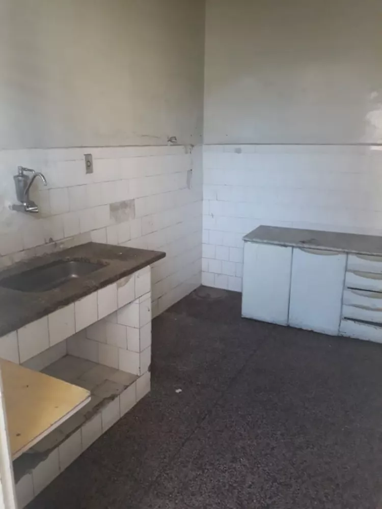 Apartamento à venda com 3 quartos, 140m² - Foto 8