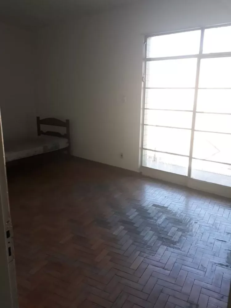 Apartamento à venda com 3 quartos, 140m² - Foto 12