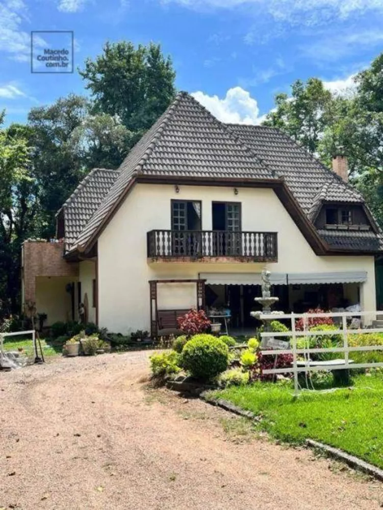 Casa à venda com 4 quartos, 680m² - Foto 2