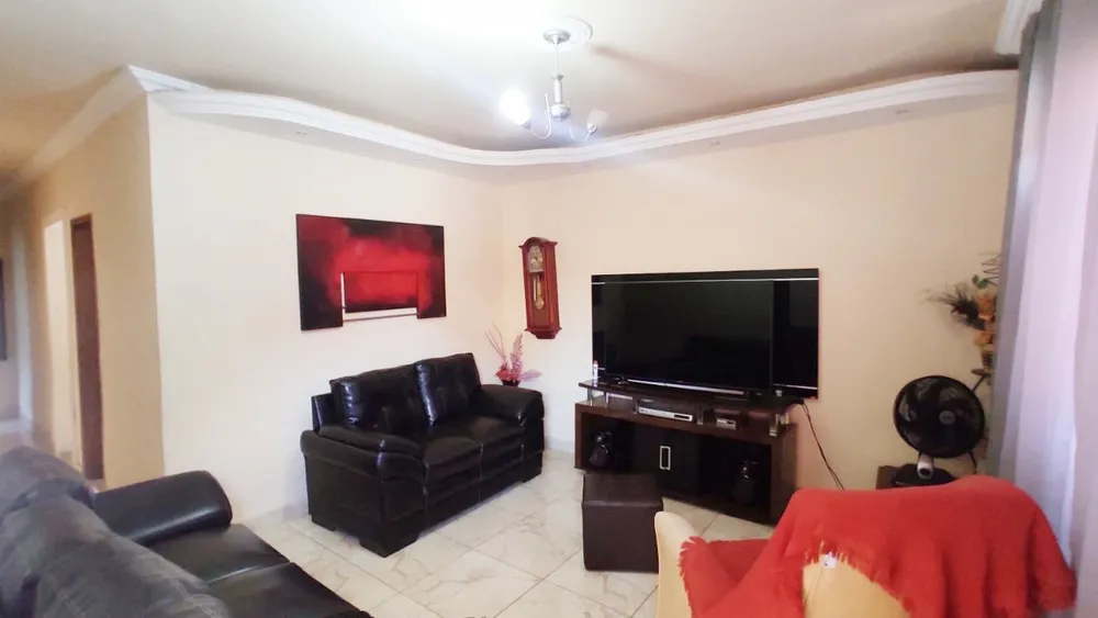 Casa, 3 quartos, 200 m² - Foto 3