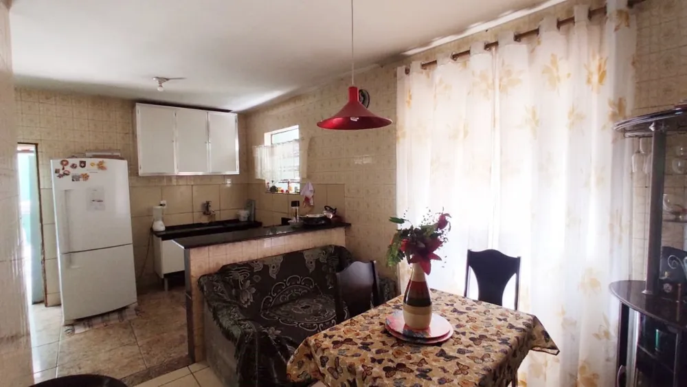 Casa, 3 quartos, 200 m² - Foto 11