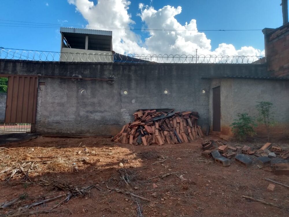 Terreno à venda, 360m² - Foto 2