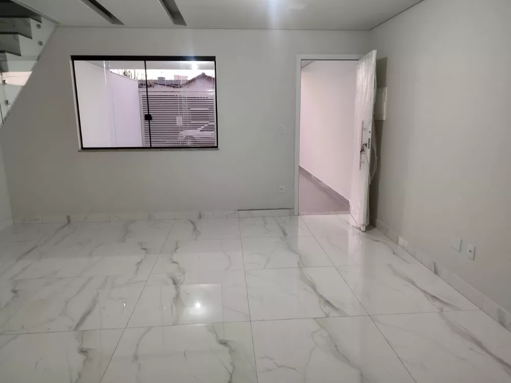 Casa à venda com 3 quartos, 139m² - Foto 11