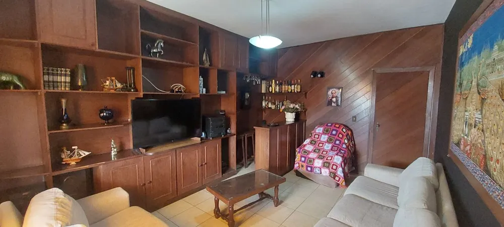 Casa, 3 quartos, 308 m² - Foto 1