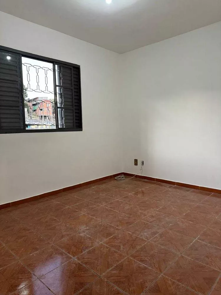 Apartamento à venda com 2 quartos, 61m² - Foto 4